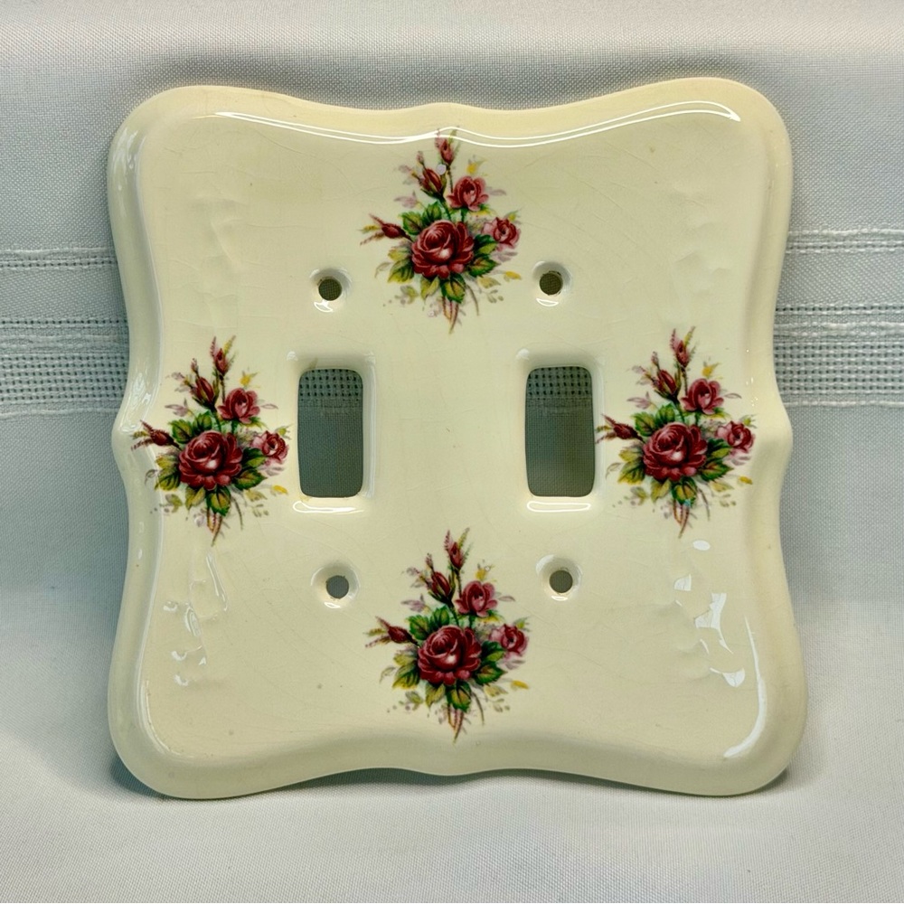 VTG Porcelain Double Light Switch & Single Outlet Cover VB Athena Roses Floral - Picture 3 of 10